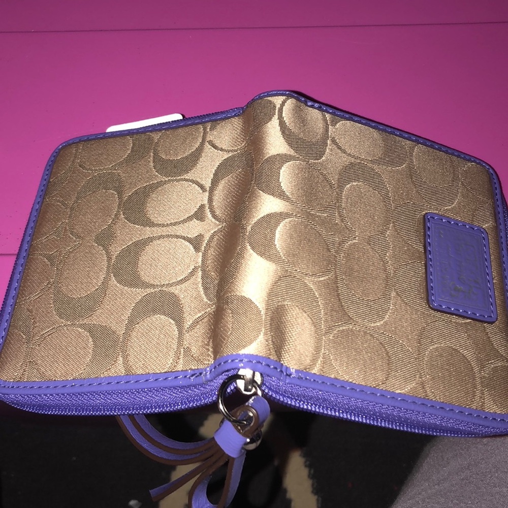 Coach wallet